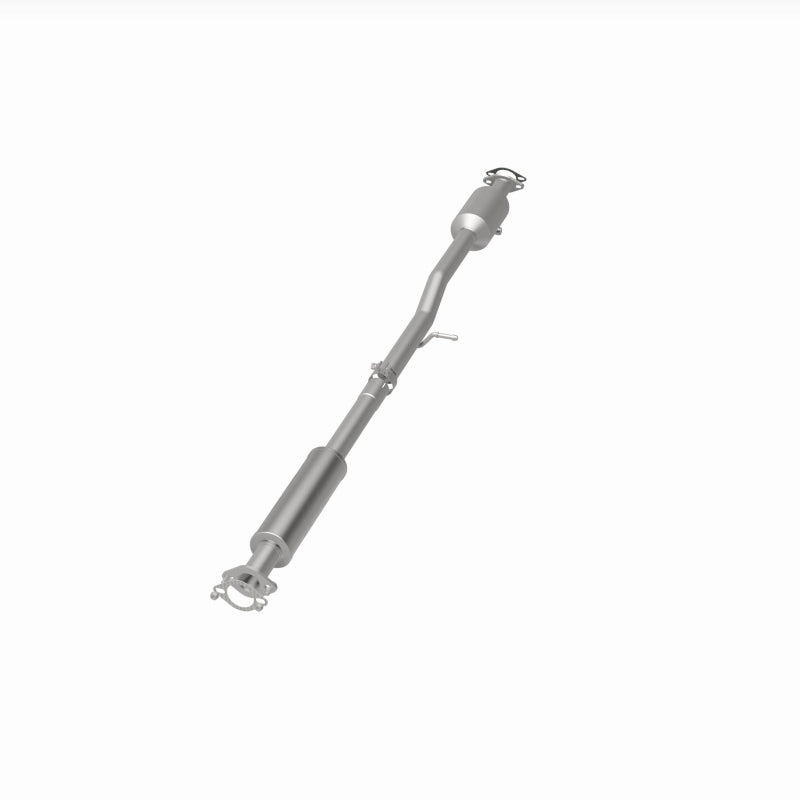 MagnaFlow catalytic converter for Kia Sportage 2.4L 2014-2015, direct fit exhaust component with metallic finish and mounting brackets.