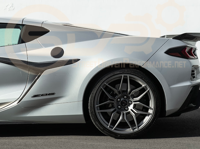 2020-UP CORVETTE C8 | SIDE FENDER FUEL TANK GAS LID DOOR COVER