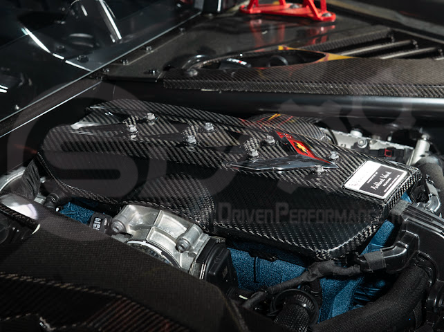 2025-Up Chevy Corvette C8 ZR1 | Dry Carbon Fiber Rear Engine Cover One-Piece