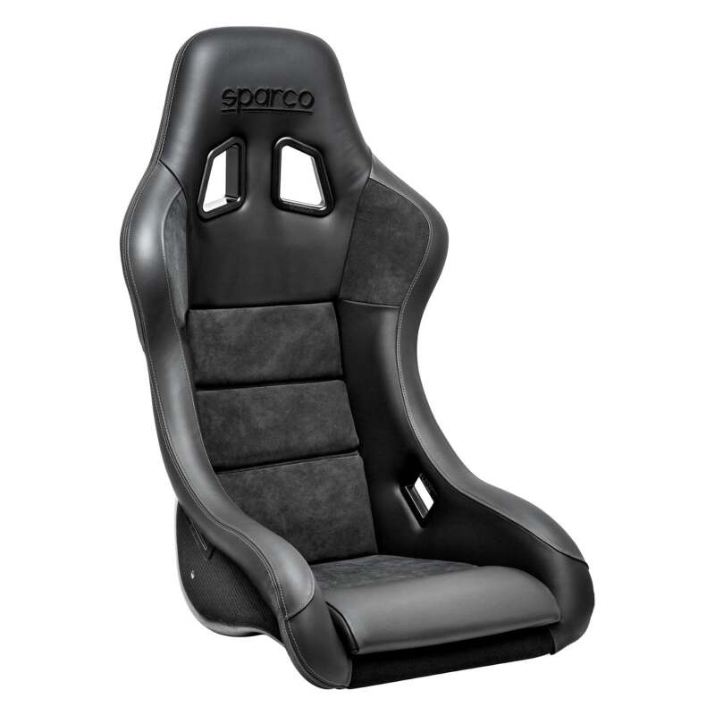 Sparco QRT-C race seat in black and grey with carbon fiber finish, designed for high-performance motorsports.