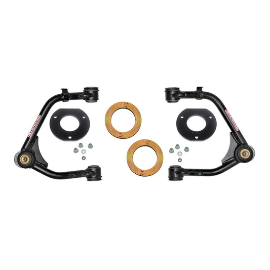 Skyjacker Chevrolet Silverado 1500 Trail Boss leveling kit with 1.5-inch lift and upper control arms, enhancing truck suspension and stance.