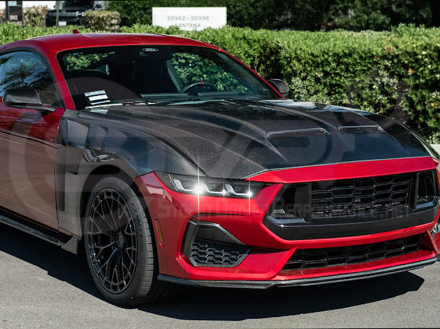 2024-UP FORD MUSTANG S650 | S550 SUPER SNAKE STYLE CARBON FIBER FRONT VENTED HOOD