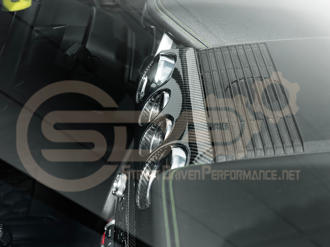 2015-2023 FORD MUSTANG S550 | CARBON FIBER DASHBOARD PANEL TRIM COVER