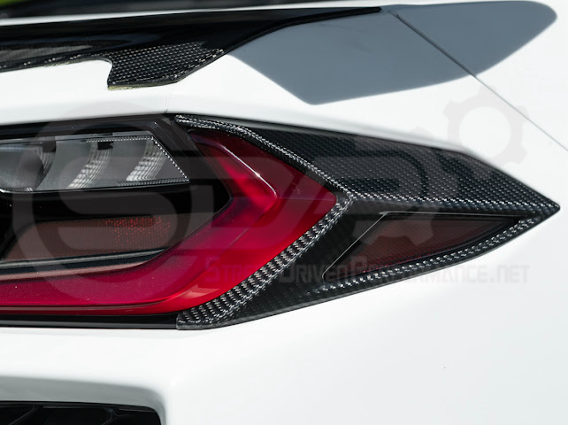 2020-Up Chevrolet Corvette C8 | Dry Carbon Fiber Rear Tail Light Side Trim Bezel Cover Pair