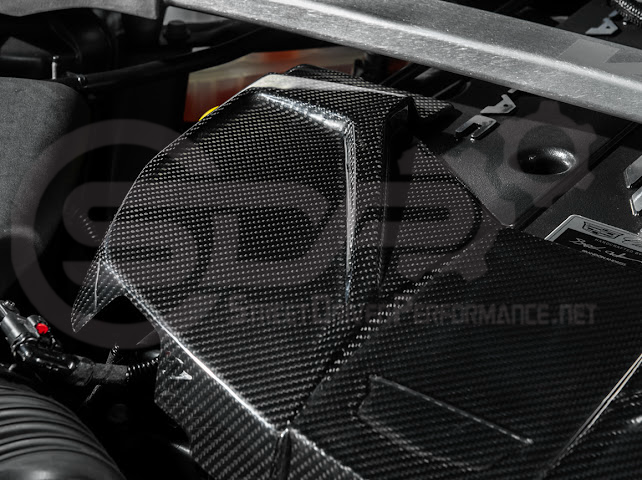 2022-UP CADILLAC CT5-V BLACKWING | DRY CARBON FIBER REPLACEMENT FRONT ENGINE COVER