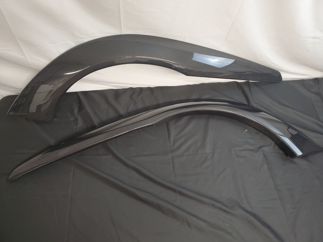 VeilSide 2000-2009 Honda S2000 AP1/ AP2 Millenium Model Carbon Rear Fender Trim (CFRP)