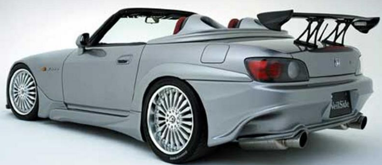 VeilSide 2000-2009 Honda S2000 AP1/ AP2 Millenium Model Carbon Rear Fender Trim (CFRP)