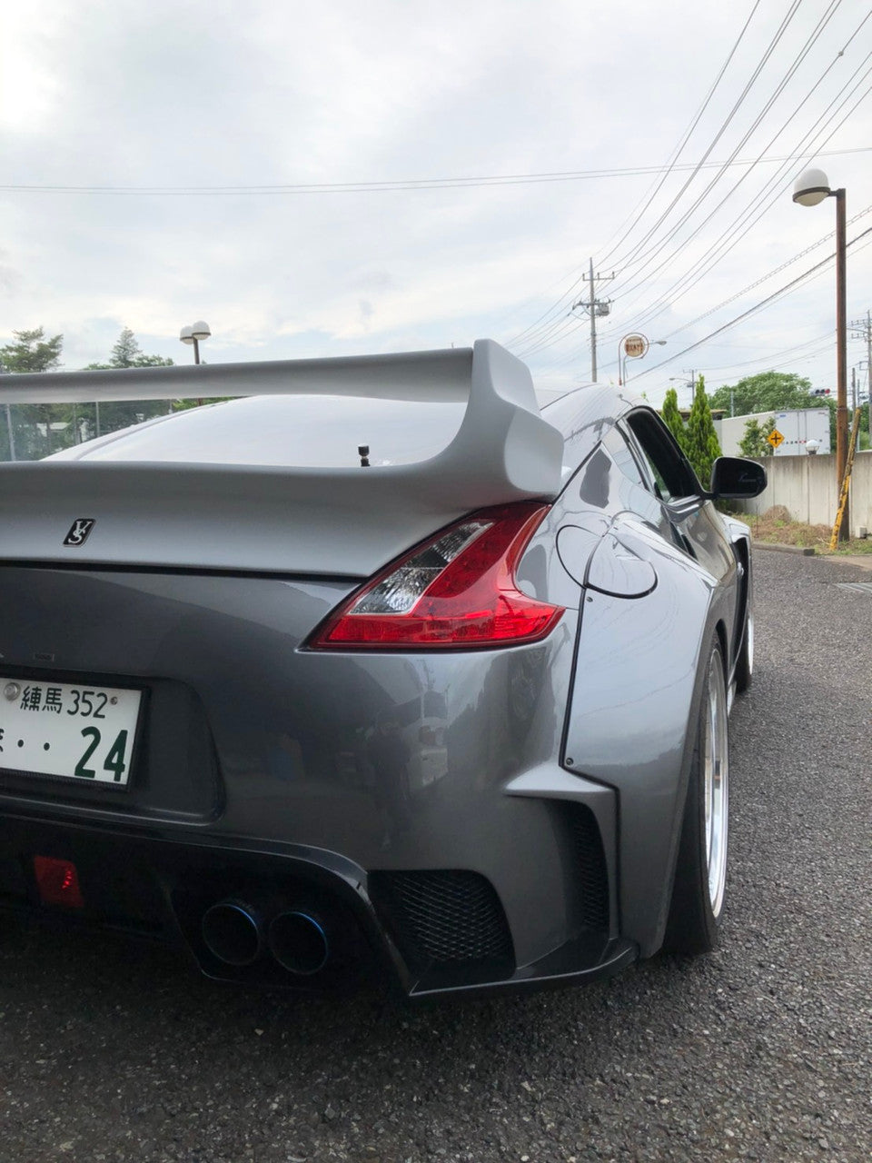 VeilSide 2009-2023 Nissan 370Z Ver. I Model Rear Over Fenders (FRP) Pair