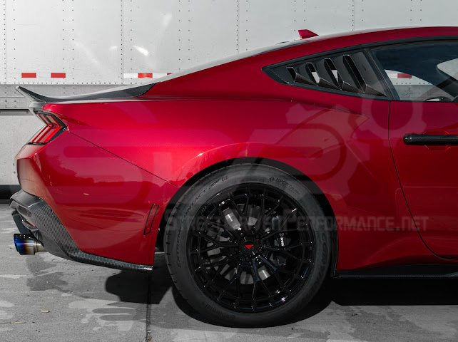 2024-Up Ford Mustang S650 | Factory Integrated Ducktail Style Carbon Fiber Replacement Rear Trunk Lid