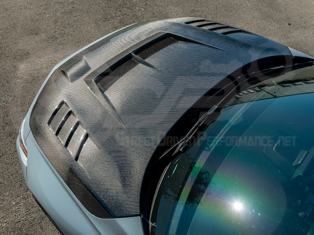 2023-UP HONDA CIVIC FL5 TYPE-R | JDM VARIS STYLE CARBON FIBER FRONT VENTED HOOD