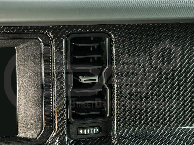 2021-UP FORD BRONCO CARBON FIBER PASSENGER SIDE DASHBOARD AC OUTLET PANEL COVER