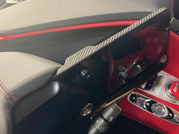 2020+ CORVETTE C8 | CARBON FIBER RADIO GPS NAVIGATION SCREEN COVER