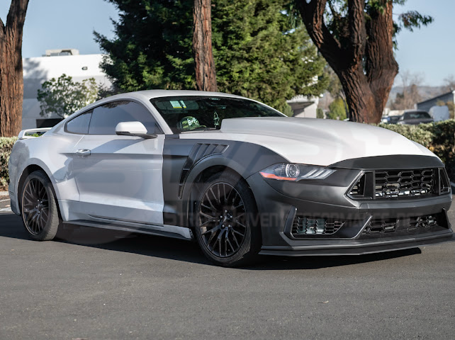2018-2023 FORD MUSTANG GT500 KR STYLE FRONT SIDE VENTED FENDERS PAIR