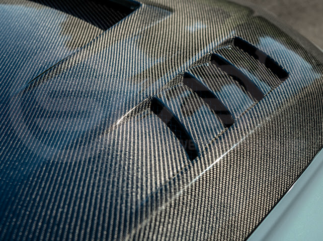 2023-UP HONDA CIVIC FL5 TYPE-R | JDM VARIS STYLE CARBON FIBER FRONT VENTED HOOD
