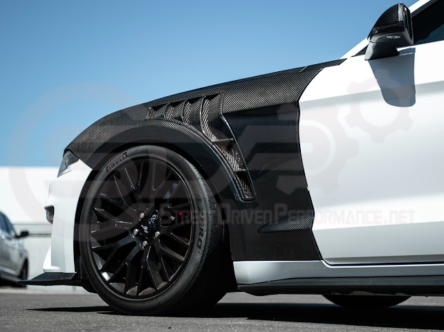 2018-2023 Ford Mustang S550 | GT500 Style Carbon Fiber Front Side Vented Fenders PAIR