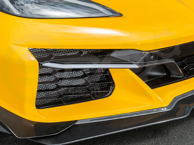 2023+ CHEVROLET CORVETTE C8 E-RAY & Z06 | FACTORY OEM STYLE GLOSSY BLACK FRONT RADIATOR MESH GRILLE GUARD