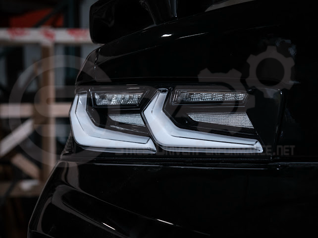 2016-2018 Chevrolet Camaro | C8 Style Sequential Signal LED Rear Taillights Pair (Clear / Red / Smoke Lens)