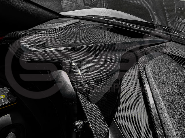 2020-2025 CHEVROLET CORVETTE C8 | DRY CARBON FIBER UPPER DASH INSTRUMENT PANEL
