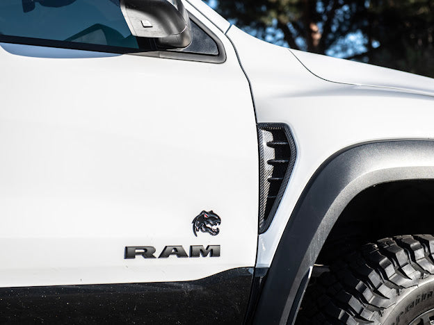 2019-UP RAM 1500 TRX CARBON FIBER SIDE DOOR FENDER VENT TRIM