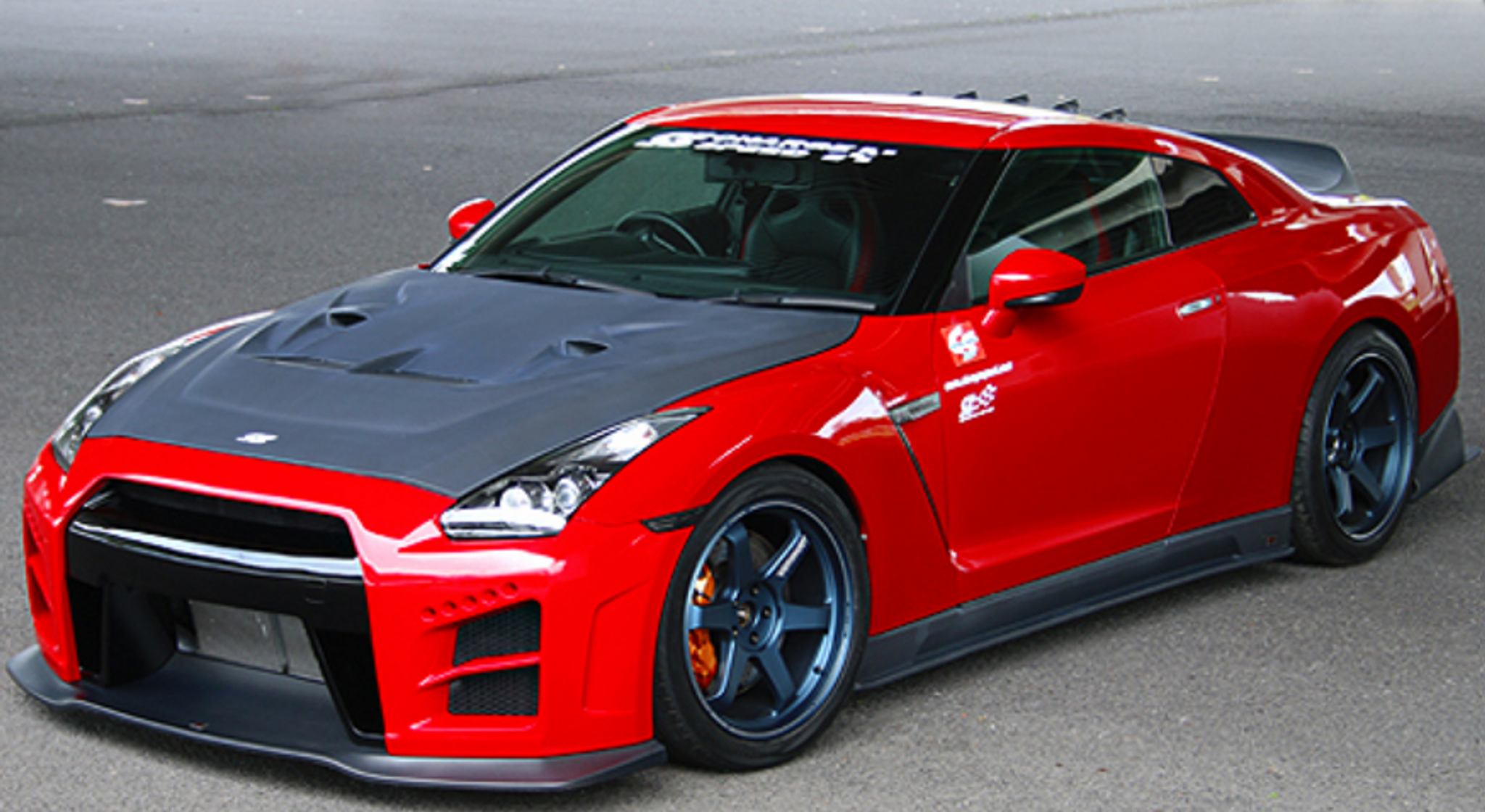 Charge Speed 2017-2024 Nissan GTR R35 Kouki Complete Kit with Front Bumper (White Gel) with LED & Carbon Front Under Diffuser & Full Carbon Side Skirts & Full Carbon Rear Skirt