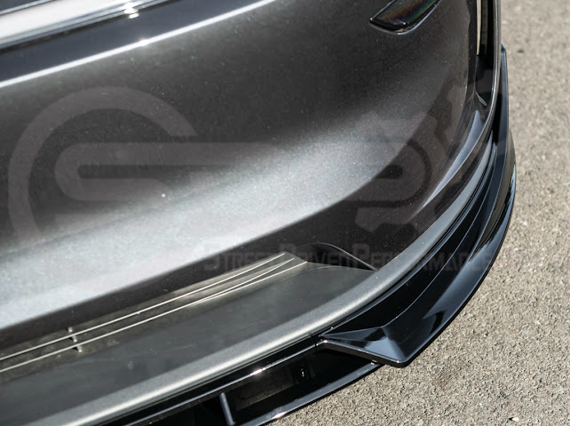 2025-UP TESLA MODEL Y | SDP TRACK STYLE GLOSS BLACK 4 PIECE FRONT LIP SPLITTER GROUND EFFECTS