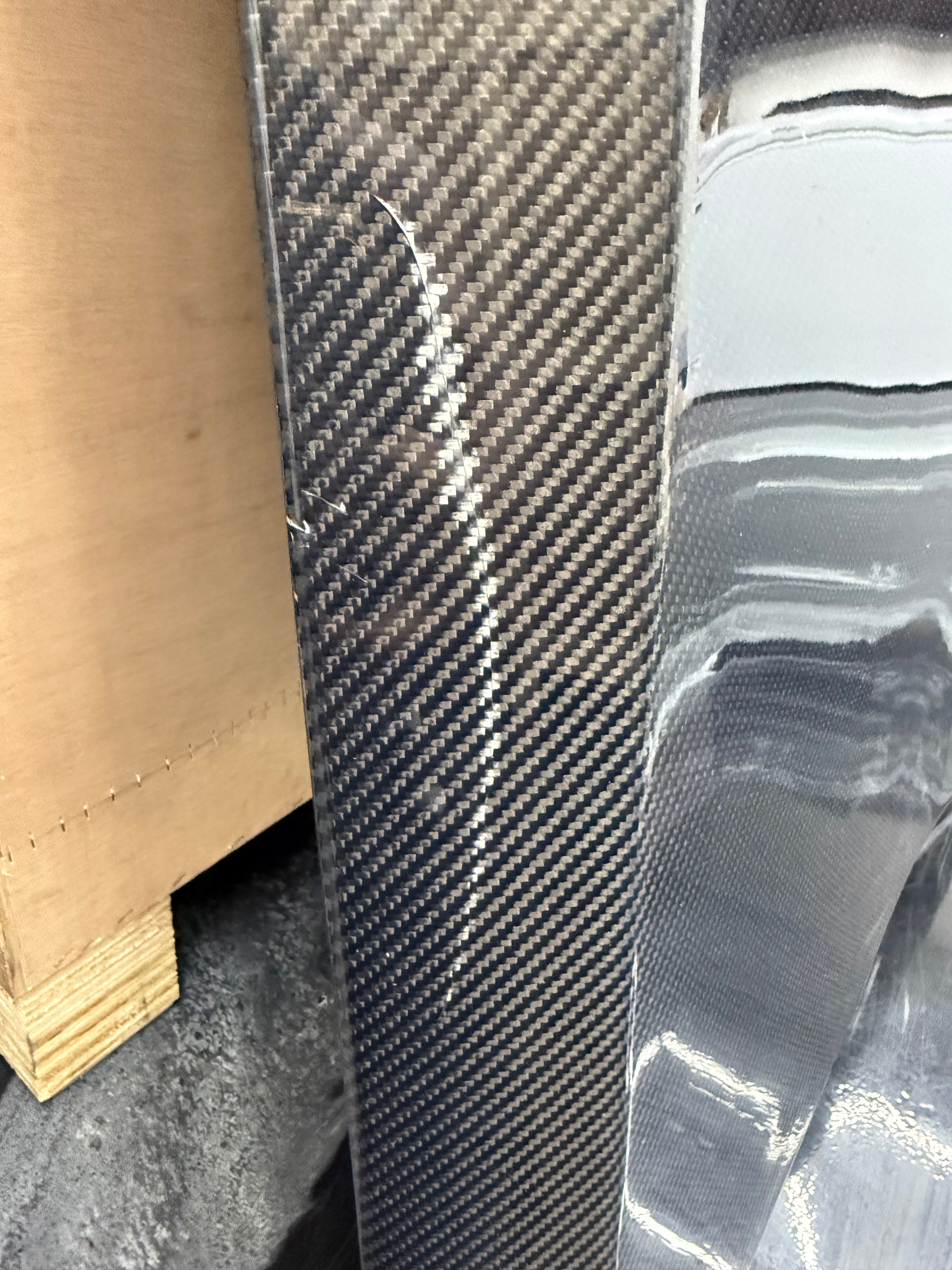 *IMPERFECTION/ DISCOUNTED* 2019-2020 Cadillac CT6  | Aggressive Style Carbon Fiber Vented Hood (All Models)
