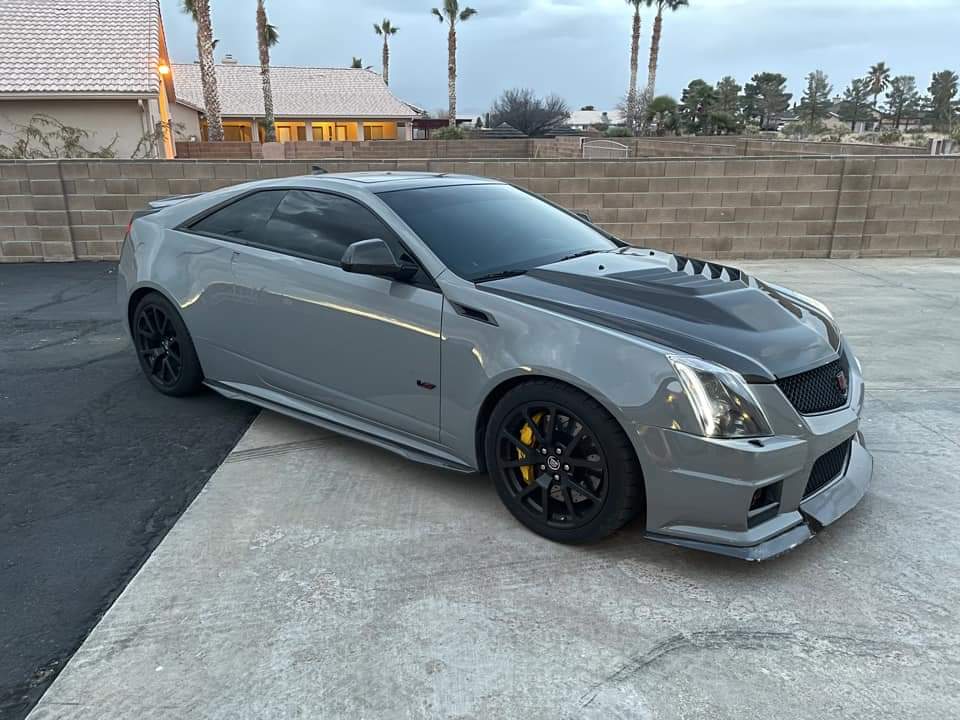 2009-2015 Cadillac CTS-V V2 SDP Aggressive Style Carbon Fiber Hood with Vents