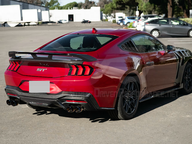 2024-UP FORD MUSTANG | DARKHORSE STYLE GLOSSY BLACK REAR TRUNK LID GURNEY FLAP WICKERBILL WING SPOILER