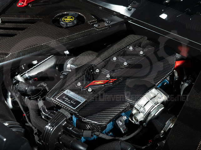 2025-Up Chevy Corvette C8 ZR1 | Dry Carbon Fiber Rear Engine Cover One-Piece