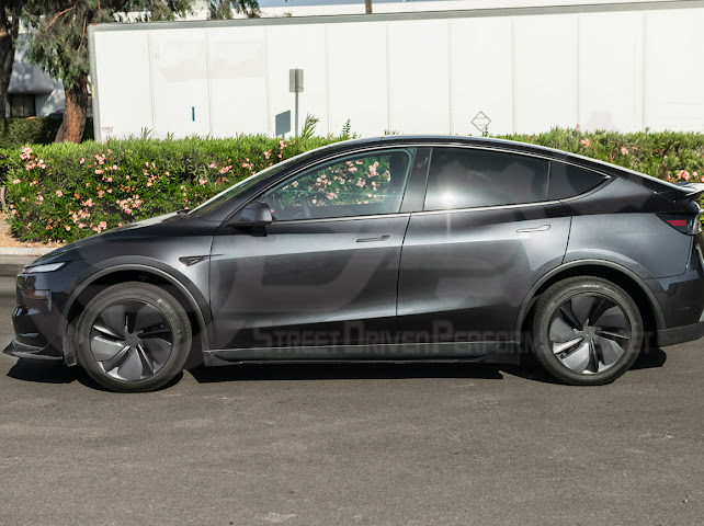 2025-UP TESLA MODEL Y | SDP TRACK STYLE GLOSS BLACK REAR TRUNK WING SPOILER