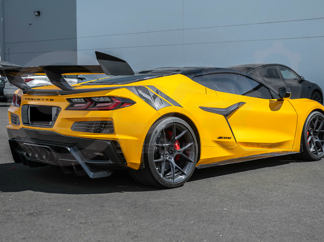 Carbon fiber side fender vent intake door for 2023 Corvette C8 E-Ray and Z06, STreet Driven Performance replacement part.