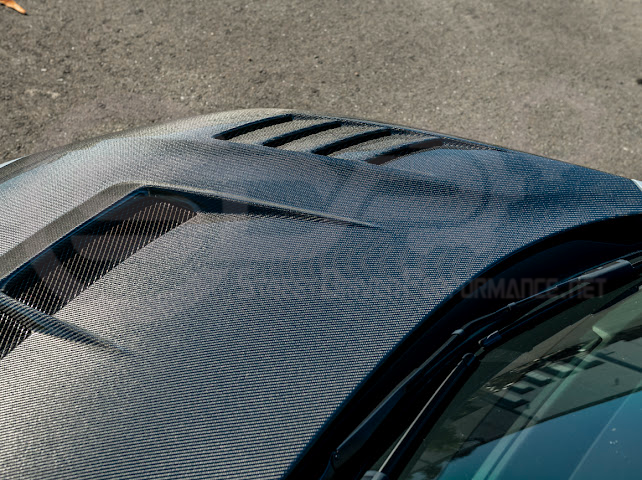 2023-UP HONDA CIVIC FL5 TYPE-R | JDM VARIS STYLE CARBON FIBER FRONT VENTED HOOD