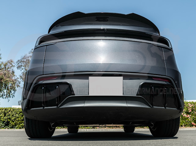 2025-Up Tesla Model Y | Fast Style Glossy Black Rear Bumper Finned Diffuser