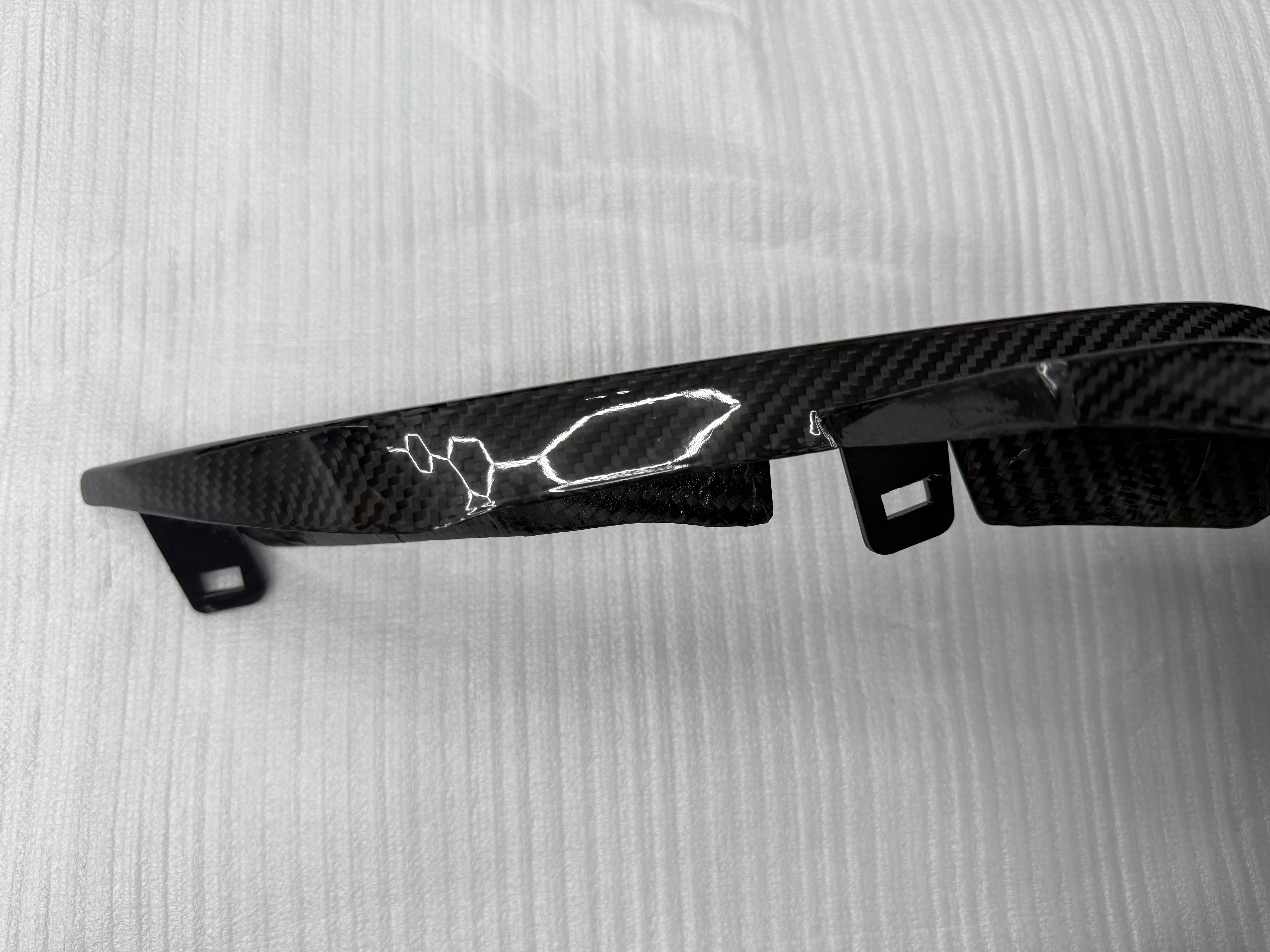 *IMPERFECTION/ DISCOUNTED* 2023+ CHEVROLET CORVETTE C8 Z06 CARBON FIBER FRONT BUMPER GRILLE INSERT