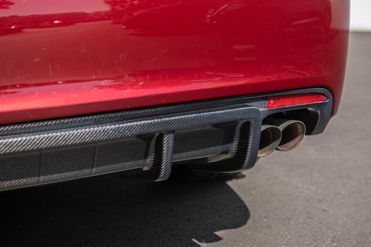 *IMPERFECTION / DISCOUNTED* 2008-2009 PONTIAC G8 CARBON FIBER GXP STYLE REAR DIFFUSER