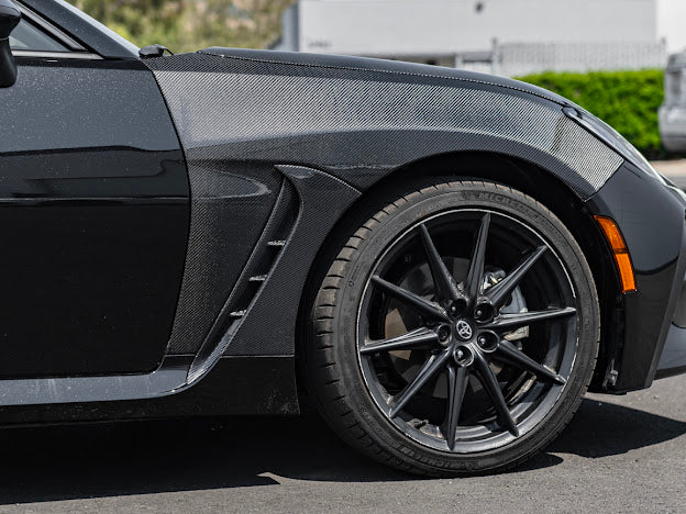 2022-UP TOYOTA GR86 & SUBARU BRZ | JDM STYLE CARBON FIBER FRONT SIDE FENDERS (PAIR)