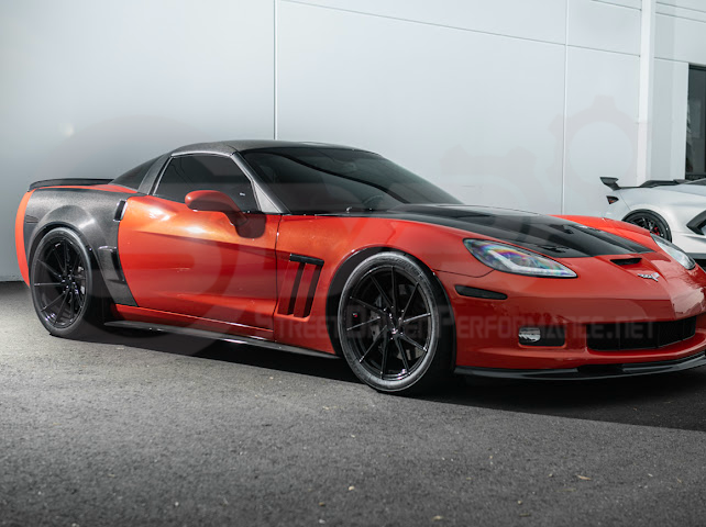 2005-2013 C6 Corvette - Carbon Fiber B-Pillar / Halo Cover