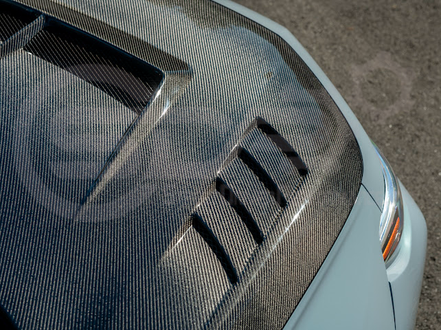 2023-UP HONDA CIVIC FL5 TYPE-R | JDM VARIS STYLE CARBON FIBER FRONT VENTED HOOD