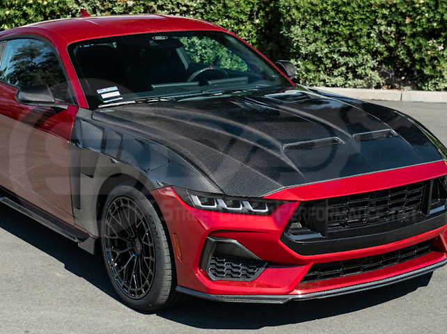2024-UP FORD MUSTANG S650 | S550 SUPER SNAKE STYLE CARBON FIBER FRONT VENTED HOOD
