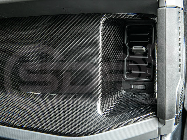 2021-UP FORD BRONCO CARBON FIBER PASSENGER SIDE DASHBOARD AC OUTLET PANEL COVER