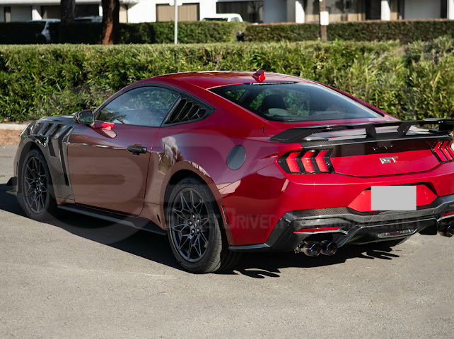 2024-UP FORD MUSTANG | DARKHORSE STYLE GLOSSY BLACK REAR TRUNK LID GURNEY FLAP WICKERBILL WING SPOILER