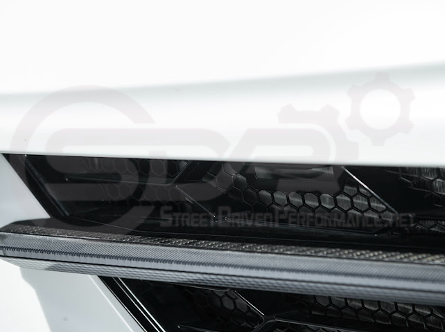 2020+ CHEVROLET CORVETTE C8 STINGRAY & Z51 | FACTORY OEM STYLE GLOSSY BLACK FRONT BUMPER LOWER AIR INLET MESH GRILLE GUARDS