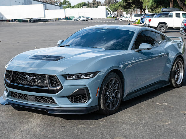 2024-UP FORD MUSTANG S650 | CARBON FIBER FRONT UPPER HOOD VENT INSERT