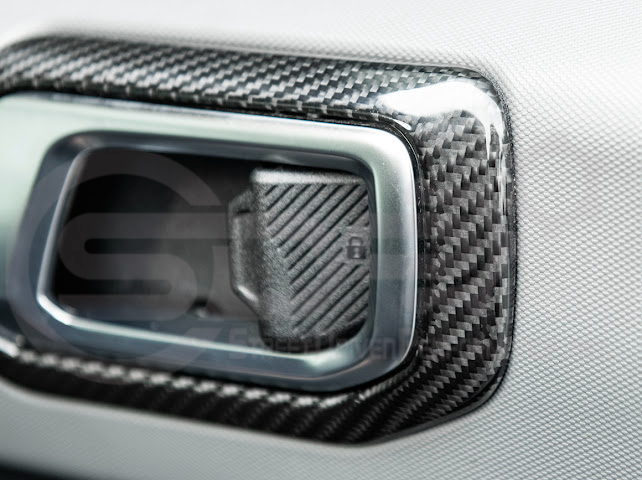 2021-UP FORD BRONCO CARBON FIBER REAR DOOR HANDLE TRIM COVER