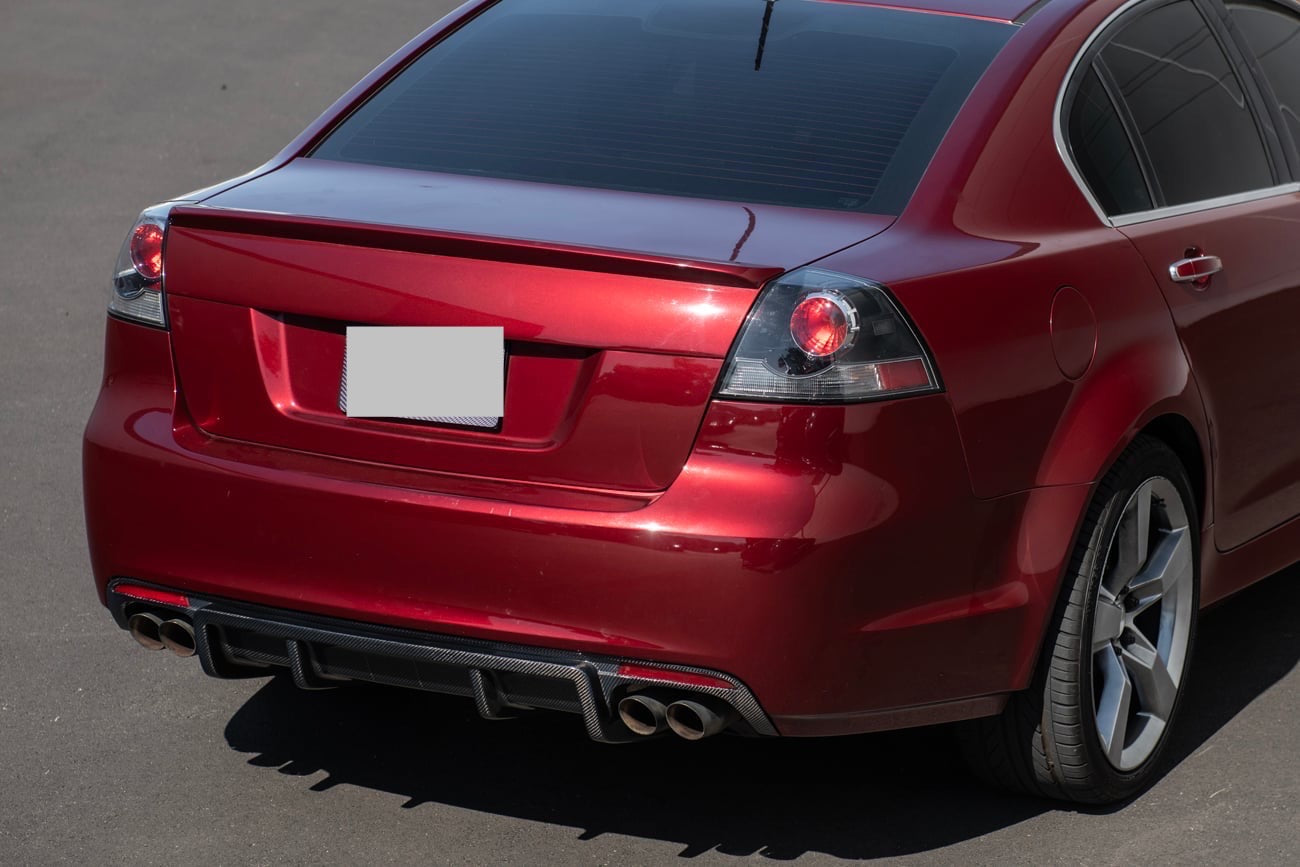 *IMPERFECTION / DISCOUNTED* 2008-2009 PONTIAC G8 CARBON FIBER GXP STYLE REAR DIFFUSER