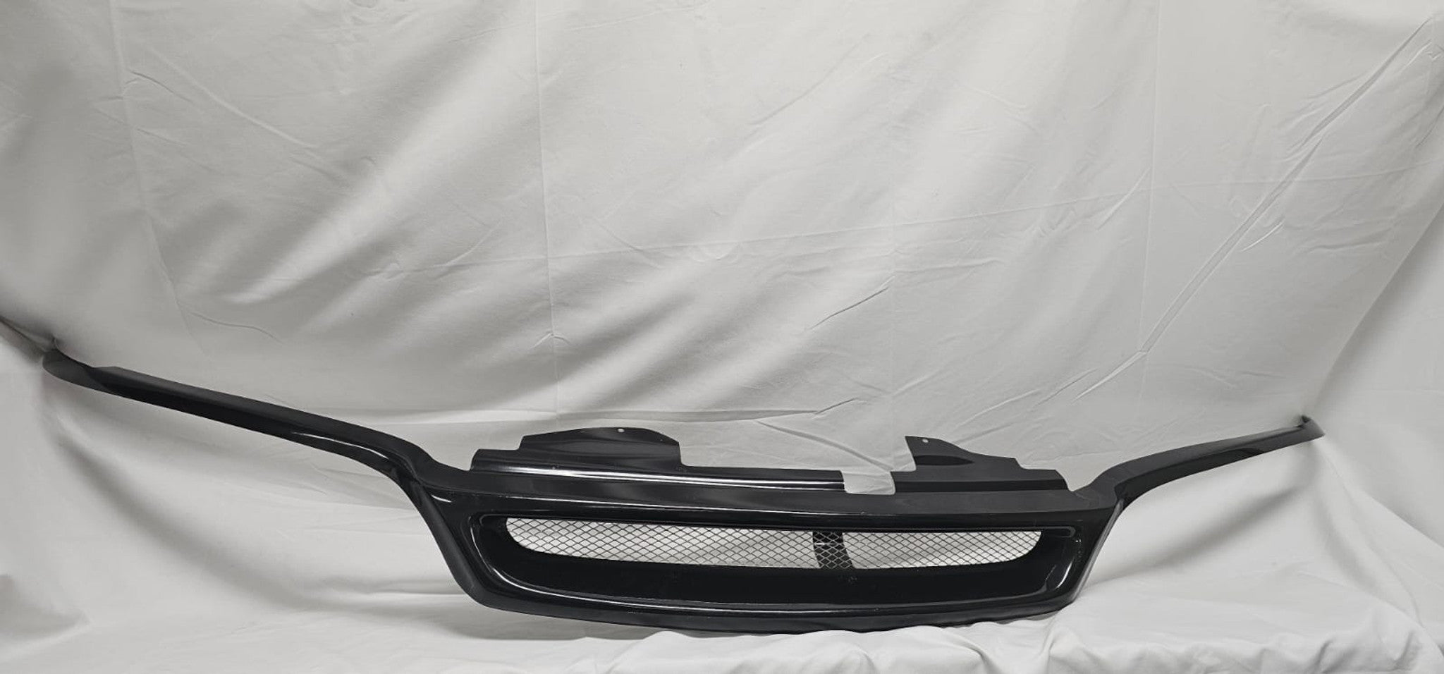 Charge Speed 1994-1997 Honda Accord 4Cyl. CD & CE Front Grill With Headlight Eye Line