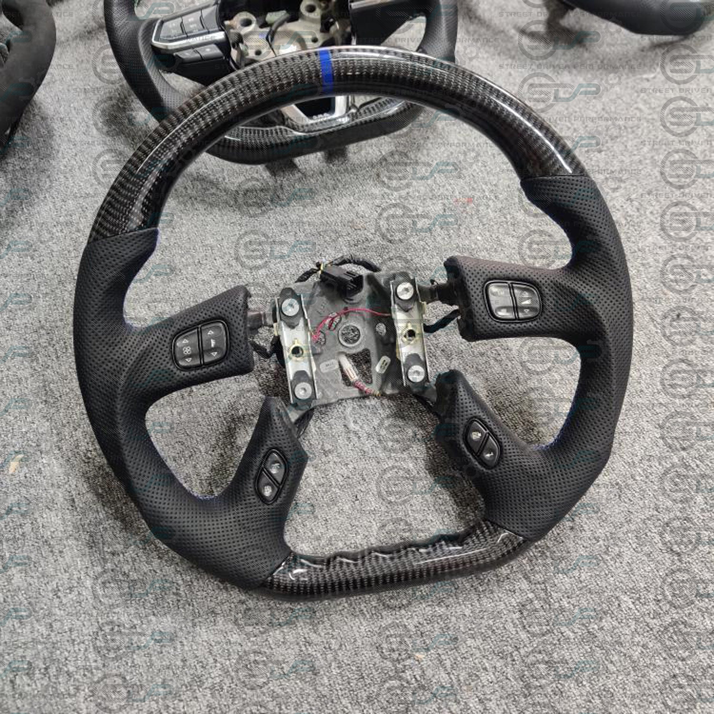 2003 - 2007 Hummer H2 - Custom Carbon Fiber Steering Wheel with options
