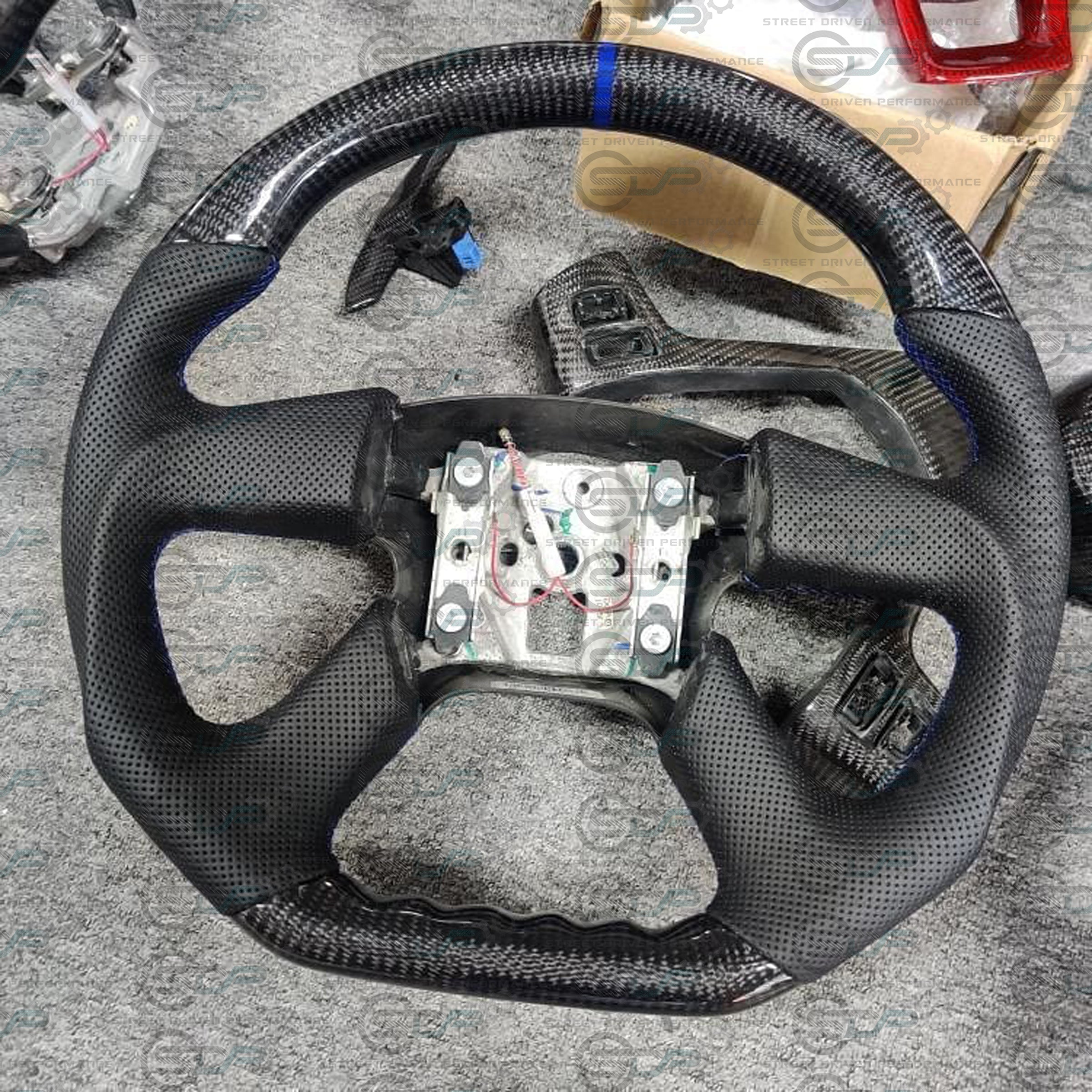 1998 - 2002 GMC Yukon (no built in buttons) - Custom Carbon Fiber Steering Wheel with options