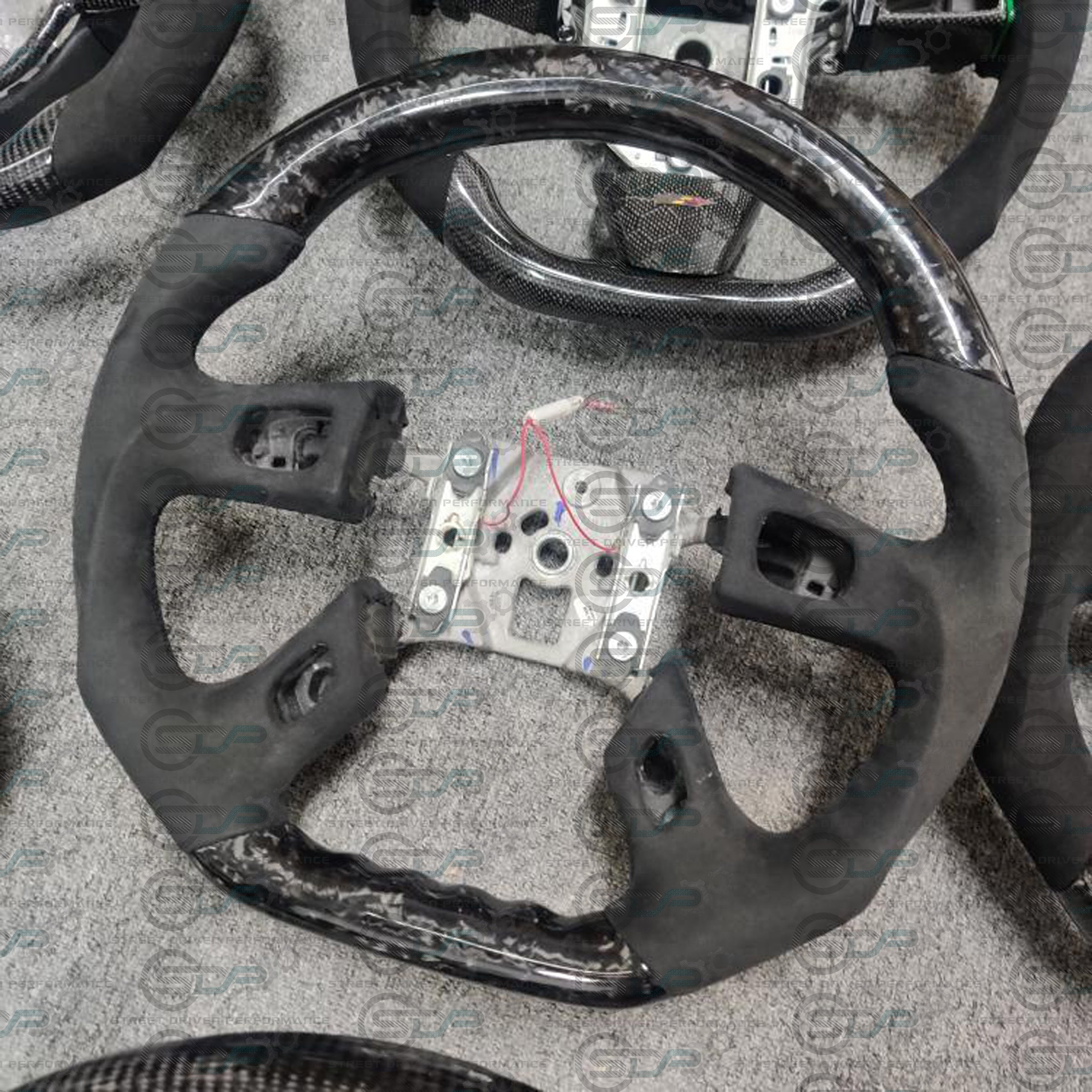 2003 - 2006 Chevrolet Suburban - 1500 & 2500 - Custom Carbon Fiber Steering Wheel with options