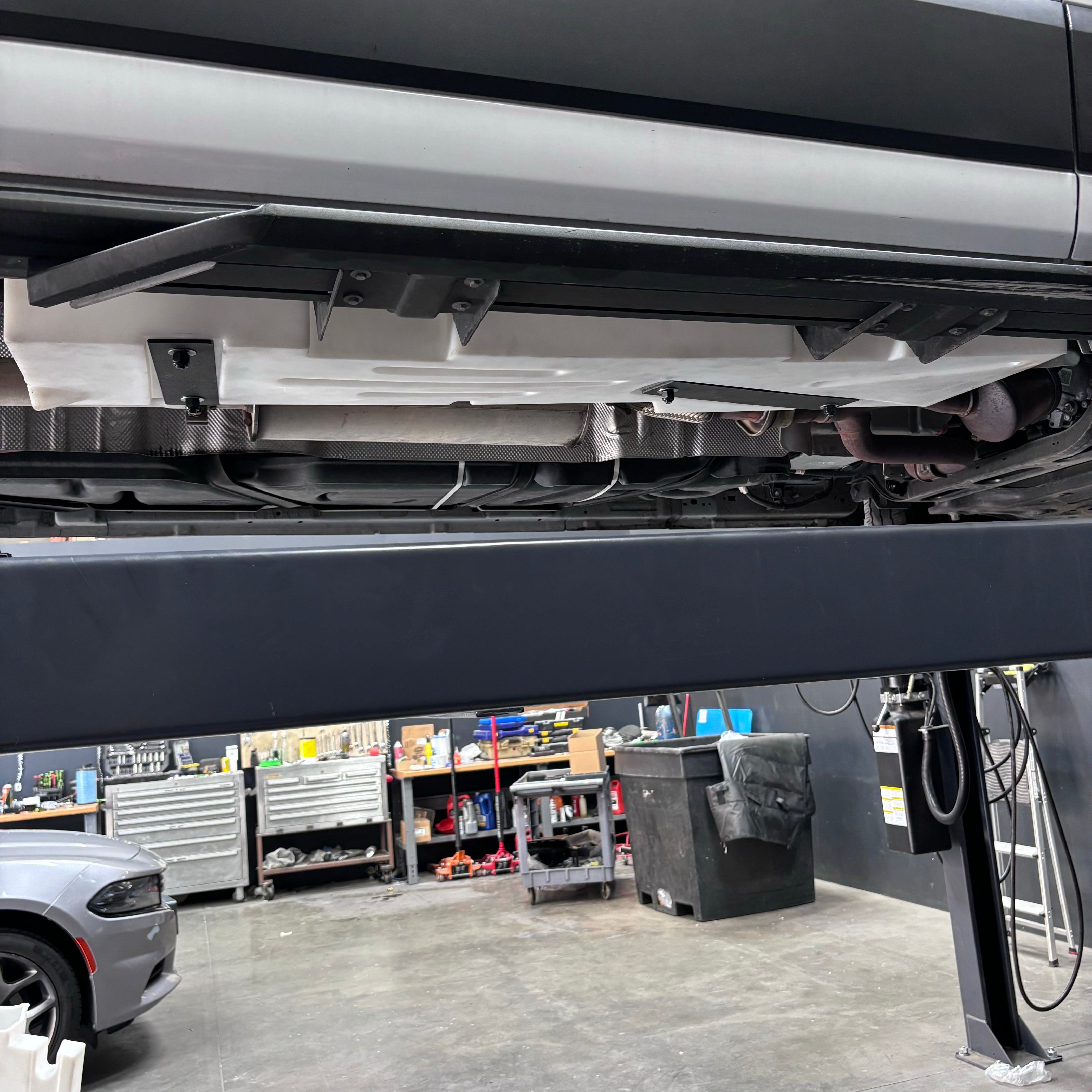 20 Gallon Passenger Side Undercarriage Fresh Water Tank for 2015-2024 Ford Transit 148" & 148" EXT